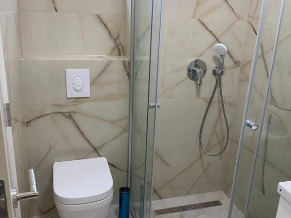 Garsonjera 23 m² u novogradnji sa bazenom – Bar