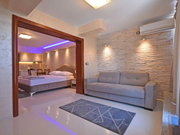 Jednosoban stan 45 m² na 50 m od plaže – Igalo, Herceg Novi