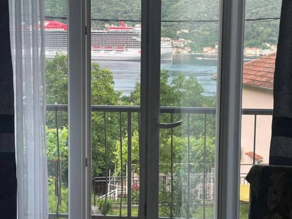 Jednosoban stan 61 m² sa pogledom na more – Kamenari, Herceg Novi