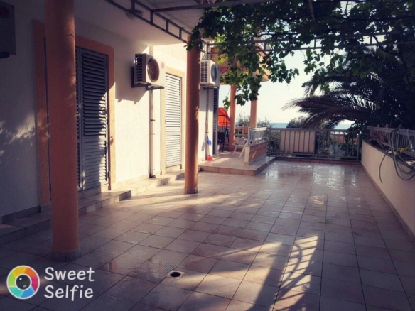 Trosoban stan 311 m² sa pogledom na more – Sveti Stefan, Budva