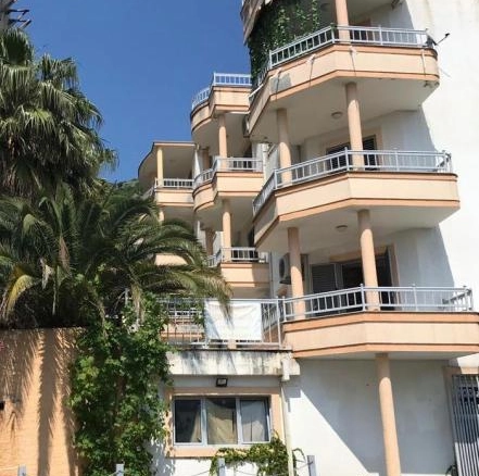 Trosoban stan 311 m² sa pogledom na more – Sveti Stefan, Budva