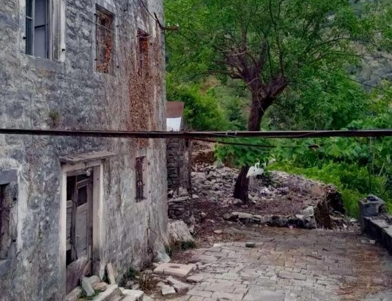 Kuća 186 m² sa pogledom na Bokokotorski zaliv – Stoliv, Kotor