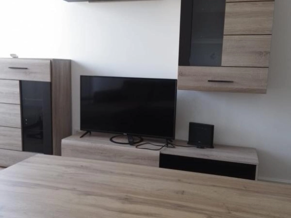 Jednosoban stan 65 m² u kompleksu Soho City s terasom – Bar