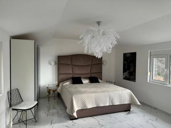 Dvosoban stan 78 m² sa pogledom na more – Lazi, Budva