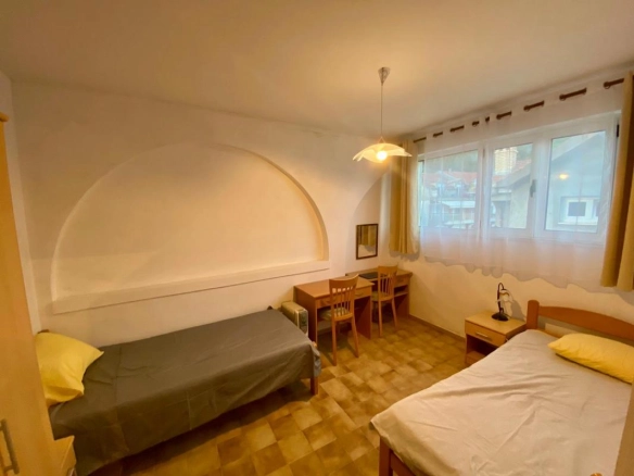 Trosoban stan 131 m² sa pogledom na more – Igalo, Herceg Novi