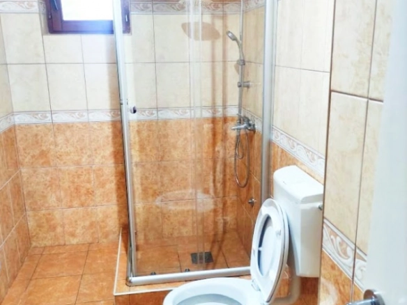 Izdavanje: Jednosoban stan 70 m² sa terasom od 20 m² – Šušanj, Bar