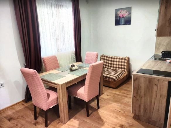 Izdavanje: Jednosoban stan 55 m² sa terasom od 20 m² – Šušanj, Bar