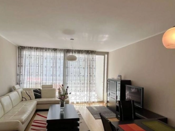 Dvosoban stan 85 m² na drugom spratu sa liftom – Rozino, Budva