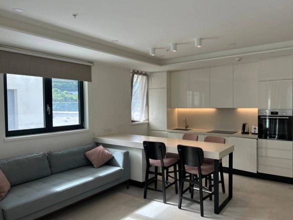 Jednosoban stan 54 m² na prvoj liniji do mora – Rafailovići, Budva