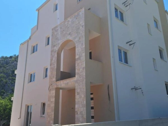 Jednosoban stan 56 m² u izgradnji, sa terasom – Sutomore, Bar