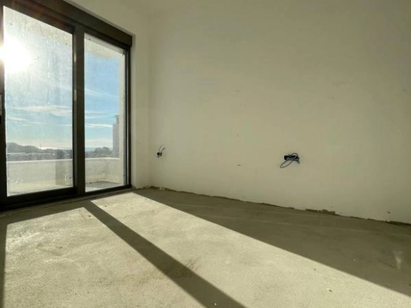 Dvosoban stan 75 m² sa pogledom na more u kompleksu Montesa Hill – Bečići, Budva