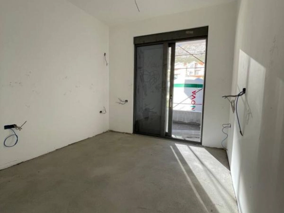 Dvosoban stan 75 m² sa pogledom na more u kompleksu Montesa Hill – Bečići, Budva