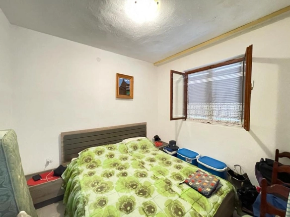 Kuća 63 m² sa placom od 314 m² u mirnom dijelu – Sutomore, Bar