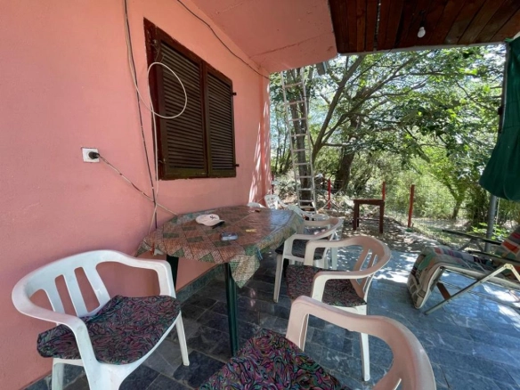 Kuća 63 m² sa placom od 314 m² u mirnom dijelu – Sutomore, Bar