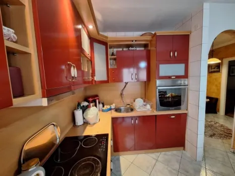 Dvosoban stan 65 m² na drugom spratu sa liftom – Bar