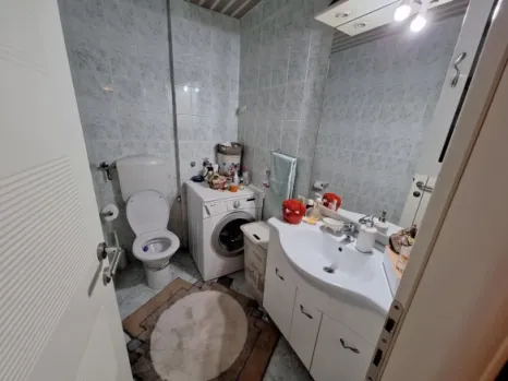 Dvosoban stan 65 m² na drugom spratu sa liftom – Bar