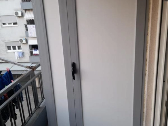Jednosoban stan 50 m² u novogradnji, potpuno namješten – Podgorica