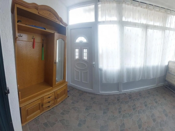 Izdavanje: Jednosoban stan 45 m² sa odvojenim ulazom – Sutomore, Bar