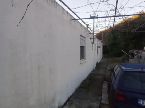 Kuća 192 m² na placu od 853 m² sa voćnjakom – Đurmani, Bar