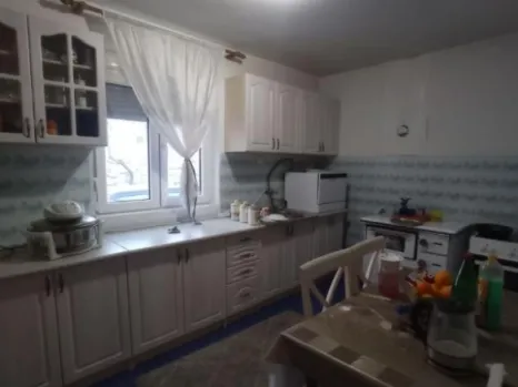 Kuća 192 m² na placu od 853 m² sa voćnjakom – Đurmani, Bar