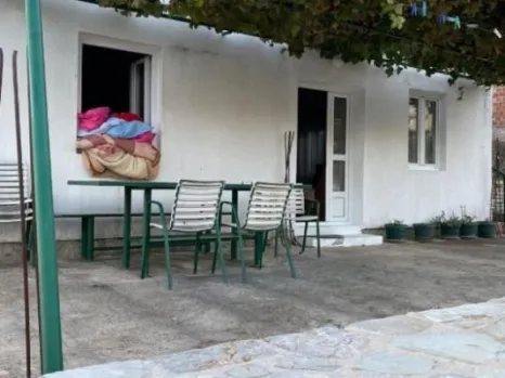 Kuća 60 m² sa terasom i pogledom na more – Zelenika, Herceg Novi