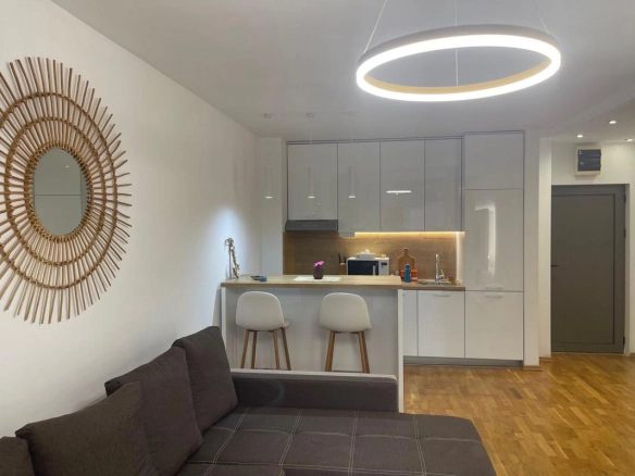 Jednosoban stan 48 m² u kompleksu sa bazenom – Pržno, Budva