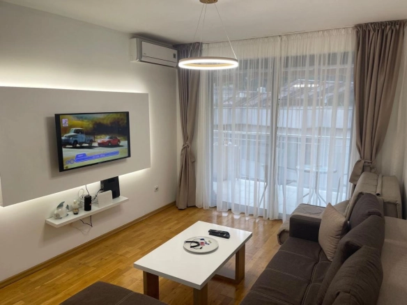Jednosoban stan 48 m² u kompleksu sa bazenom – Pržno, Budva