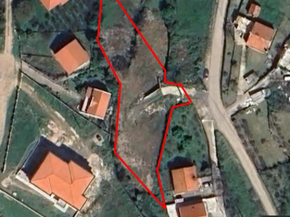 Plac 670 m² sa vodom i strujom u blizini auto-puta – Dobra Voda, Bar
