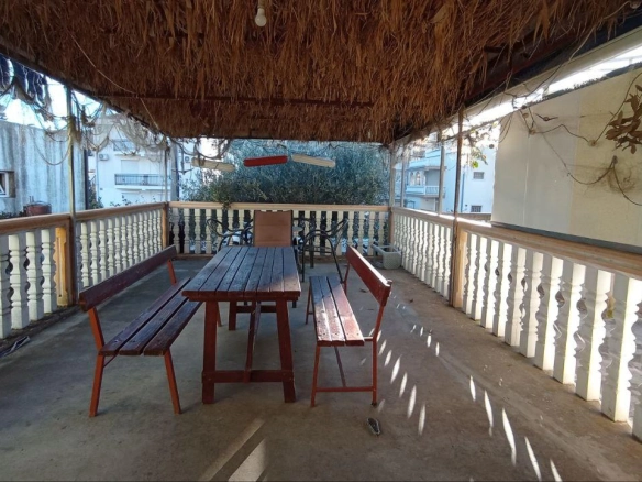Kuća 210 m² sa šest garsonjera za izdavanje – Sutomore, Bar