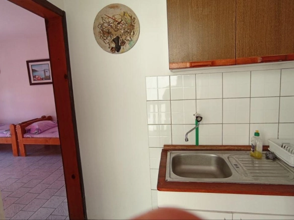 Kuća 210 m² sa šest garsonjera za izdavanje – Sutomore, Bar