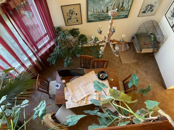 Dvije kuće 550 m² na placu od 1385 m² uz Moraču – Podgorica