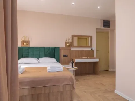Izdavanje: Jednosoban stan 35 m² u hotelu sa 4 zvjezdice – Dobra Voda, Bar