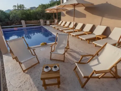 Izdavanje: Jednosoban stan 35 m² u hotelu sa 4 zvjezdice – Dobra Voda, Bar