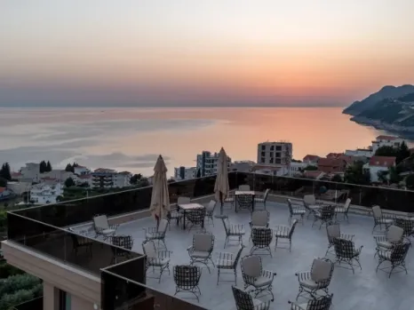 Izdavanje: Jednosoban stan 35 m² u hotelu sa 4 zvjezdice – Dobra Voda, Bar
