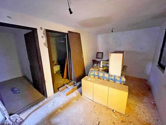 Plac 125 m² sa starom kućom i pogledom na more – Sutomore, Bar