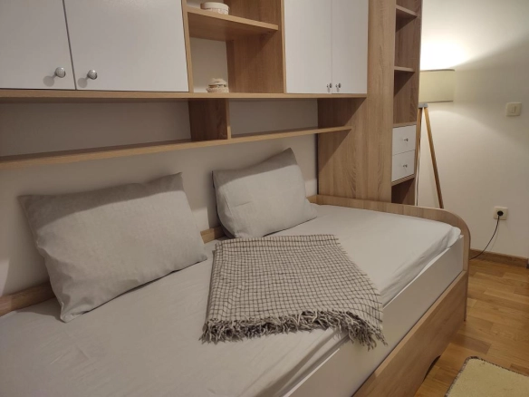 Dvosoban stan 97 m² sa pogledom na more i bazenom – Dobra Voda, Bar