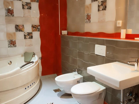 Dvosoban stan 97 m² sa pogledom na more i bazenom – Dobra Voda, Bar