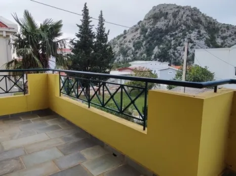 Kuća 200 m² sa dva stana i pogledom na planinu Hai Nehai – Sutomore, Bar