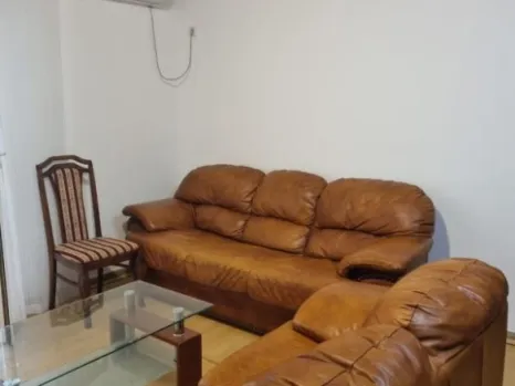 Jednosoban stan 77 m² sa sopstvenim placom – Babilonija, Budva
