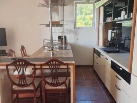 Dvosoban stan 75 m² sa pogledom na more – Petrovac, Budva