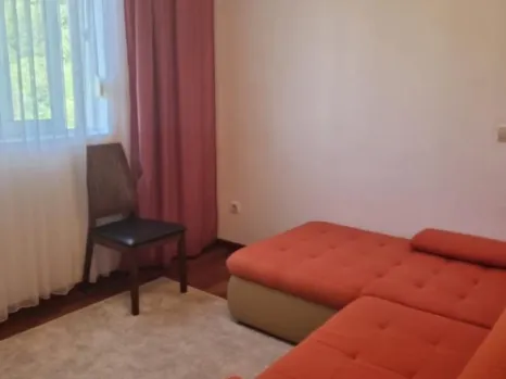 Dvosoban stan 75 m² sa pogledom na more – Petrovac, Budva