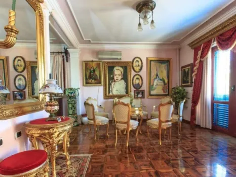Kuća sa terasama i dvorištem u Šušnju