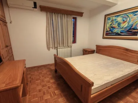 Kuća 400 m² na placu od 410 m² sa pogledom na more – Šušanj, Bar