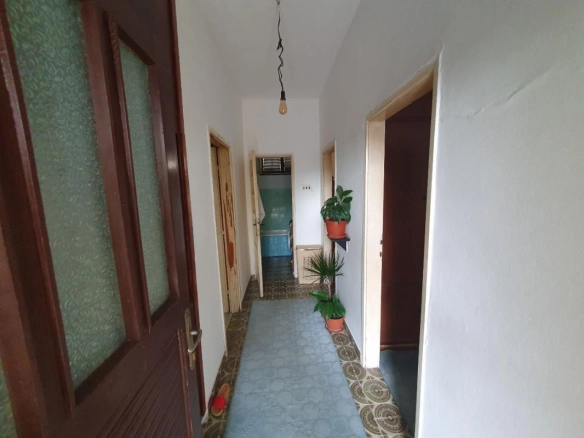 Kuća 108 m² na placu od 316 m² sa baštom i parkingom – Šušanj, Bar