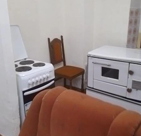 Kuća 150 m² na placu od 5156 m² sa dva pomoćna objekta – Golubovci, Podgorica