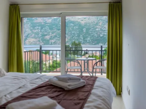 Vila sa bazenom u Stolivu