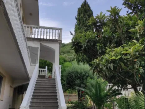 Kuća 338 m² (mini-hotel) sa pogledom na more i planine – Bijeli Do, Budva