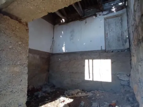 Plac 3000 m² sa starom kućom na osami – Zaljevo, Bar