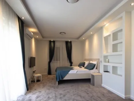 Izdavanje: Kuća 167 m² sa ograđenim dvorištem – Gornja Gorica, Podgorica