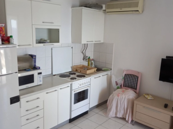 Jednosoban stan 45 m² sa pogledom na more i plažu – Pržno, Budva